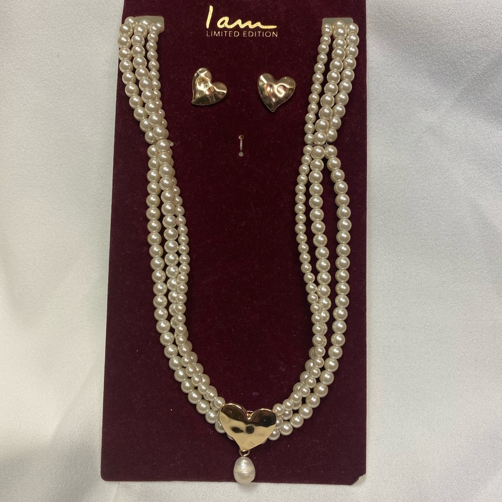 I Am Heart Pearl Necklace Set